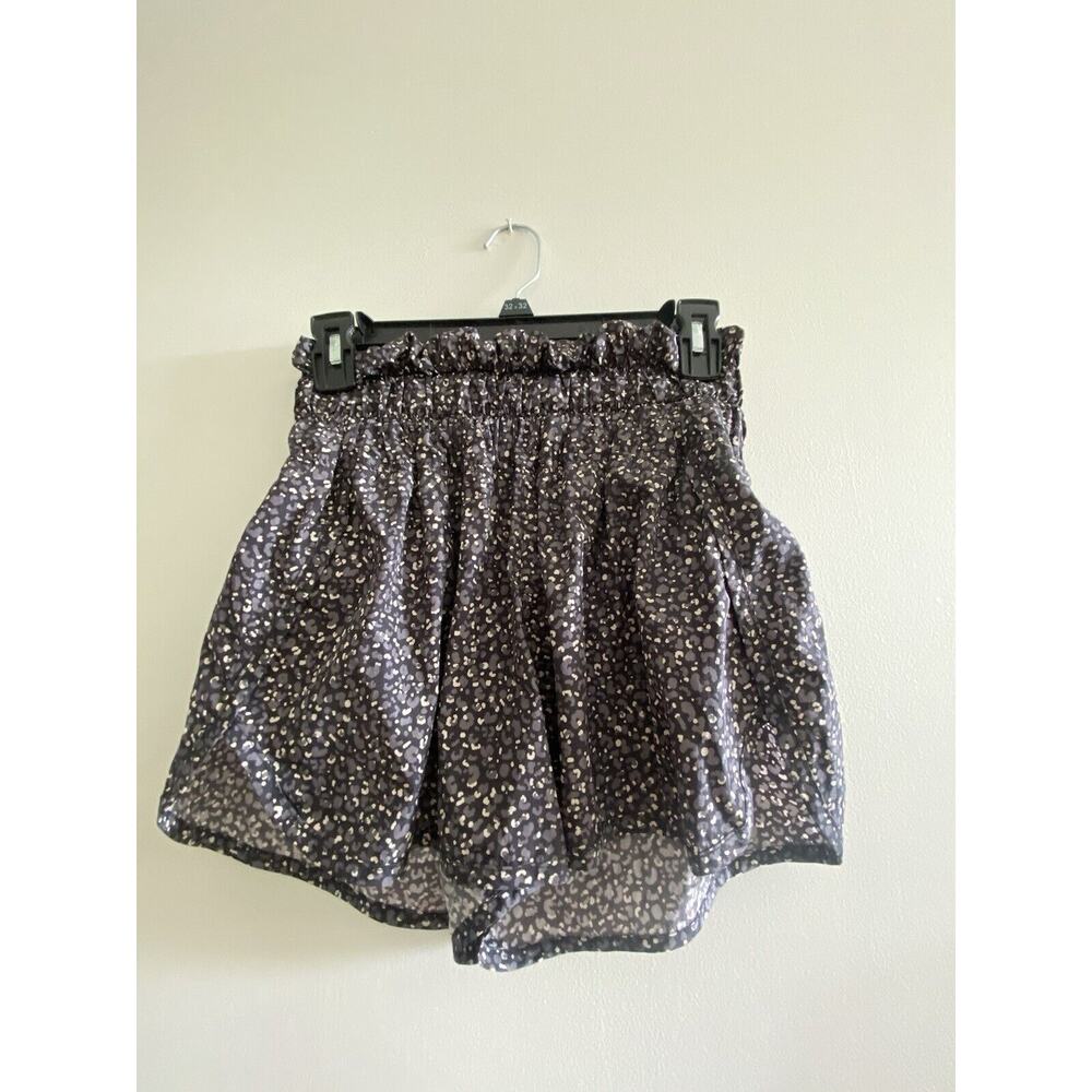 NEW Free People movement the way home leopard print Athletic Run shorts MED lulu - Picture 2 of 5